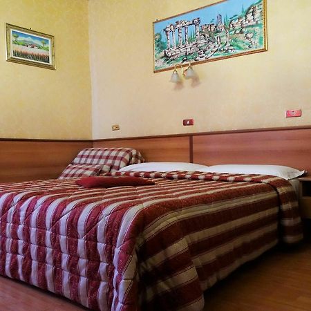 Hotel Cristina Rome Buitenkant foto