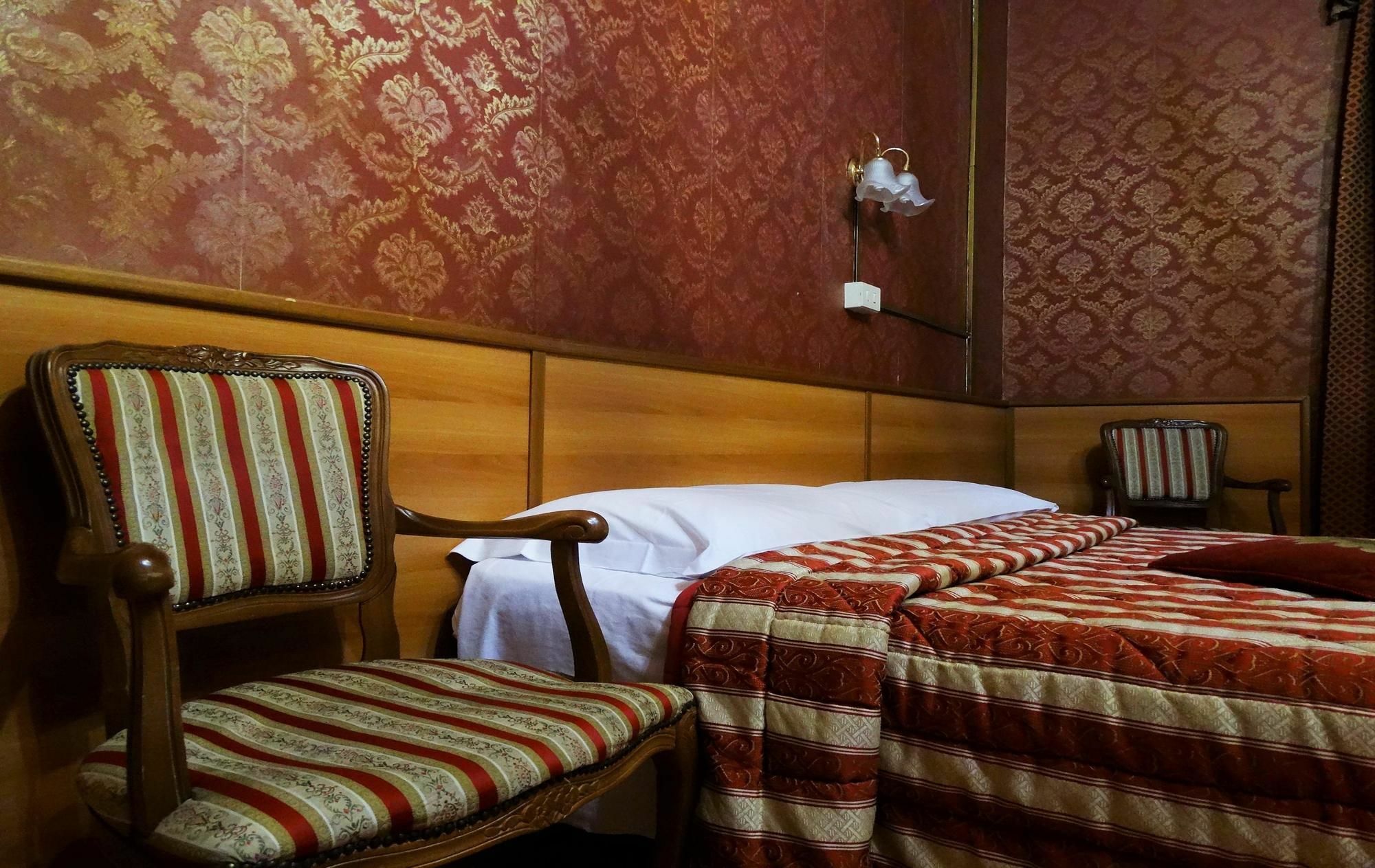 Hotel Cristina Rome Buitenkant foto